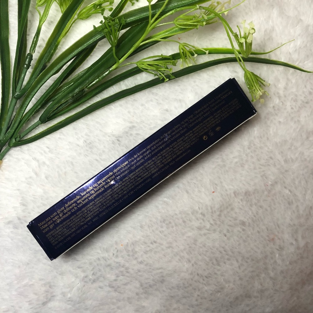 🎊🆕 Estee Lauder Sumptuous Knockout Mascara BLK - Picture 2 of 3